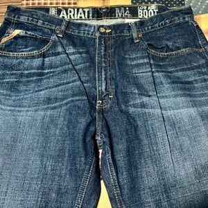 Ariat M4 Rebar, Size 40x32